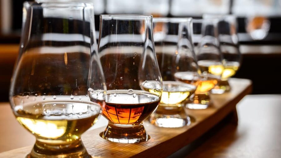 Edinburgh: Loch Ness, Scenic Walk, Glencoe & Whisky Day Tour - Key things that make this Highlands day trip work