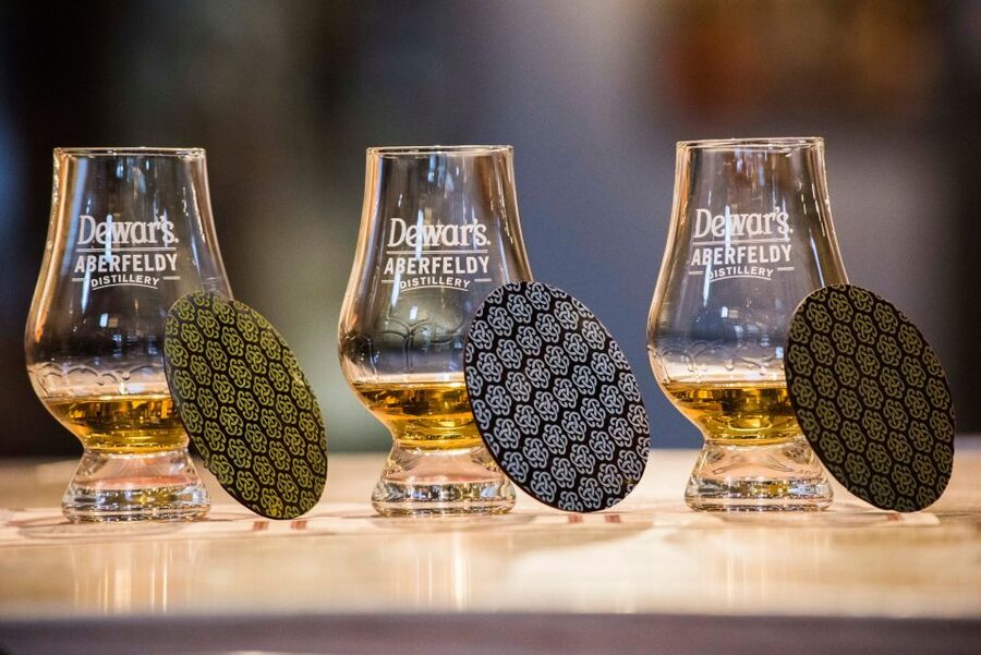 Edinburgh: Ultimate Whisky Experience - Aberfeldy lunch in the town, not just a stopover