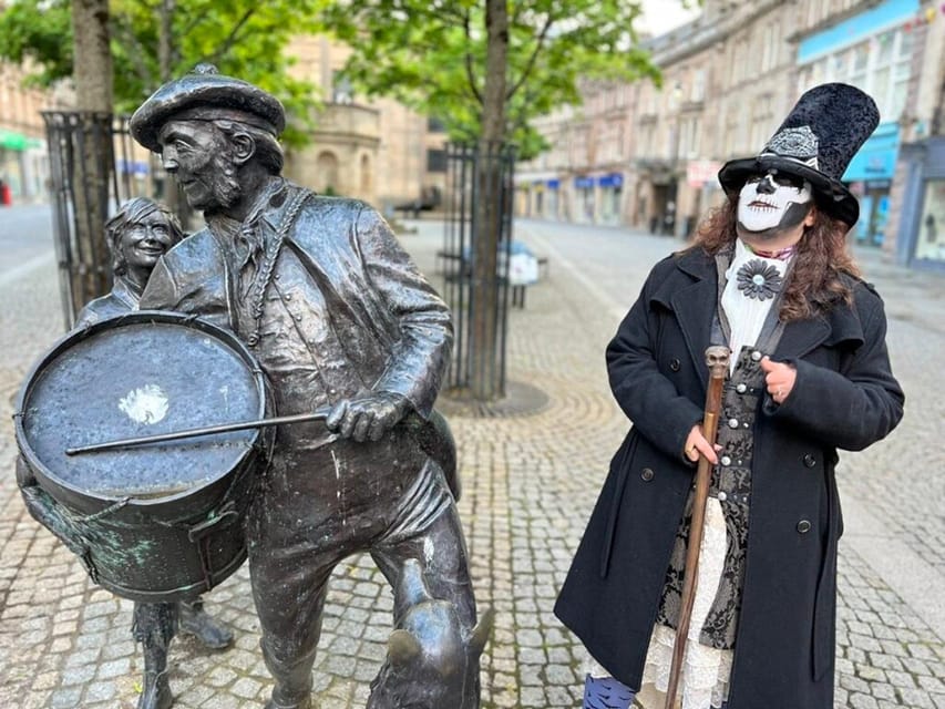 Elgin: High Street Graveyard Walking Tour - Great Mess and the Everyday Life Before Sewers