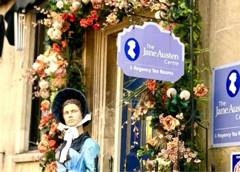 Explore Bath in Spanish: With Olga, local guide - Abbey Green and the Cross Bath: quieter corners and healing tradition