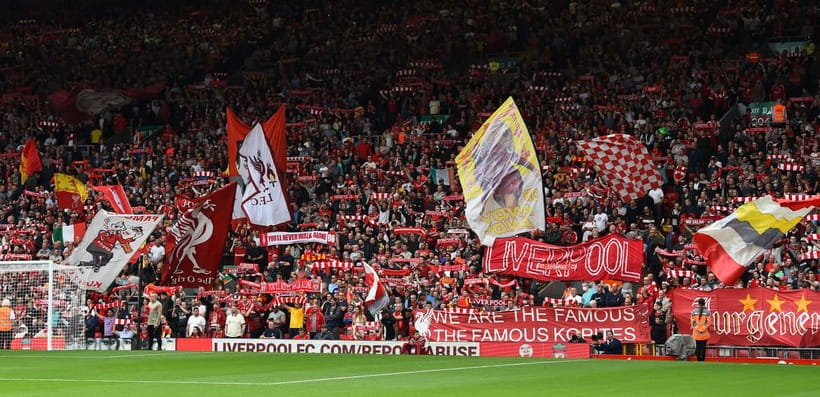 Feel the Roar – Official Liverpool Matchday Experience - Brodies Sports Bar Lounge: the real engine of the experience