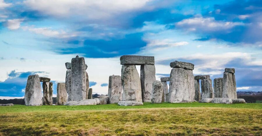 From Bath: Stonehenge & the Cotswolds Day Tour with Entry - Key highlights worth circling