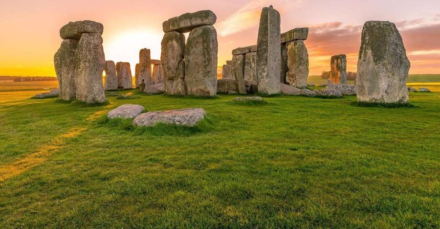 From Brighton: Stonehenge and Bath Full-Day Trip - Key things to know before you go