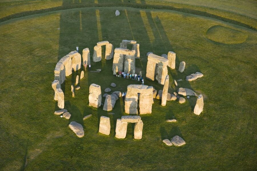 From Brighton: Stonehenge and Bath Full-Day Trip - From Brighton to Stonehenge: a long day, well-packaged