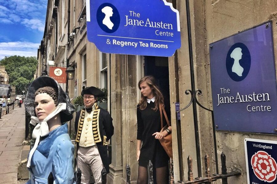 From Cambridge: Guided Day Tour to Bath and Stonehenge - FAQ