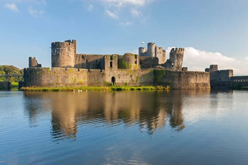 From Cardiff: Caerleon, Tintern Abbey and Three Castles Tour - Castell Coch: Fairy-Tale Castle Looks With Real Medieval Roots