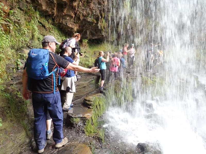 From Cardiff: Guided Hike to 6 Waterfalls in Brecon Beacons - The 15 km circular route and what 400 m actually means