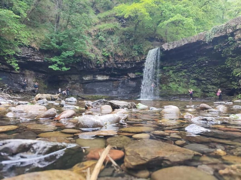 From Cardiff: Guided Hike to 6 Waterfalls in Brecon Beacons - What to pack: boots, long pants, and a waterproof mindset