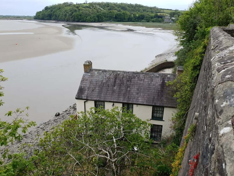 From Cardiff: The Wandering Bard's Mythical West Wales Tour - A Full Day of Pembrokeshire Castles, Coast Views, and Welsh Sounds