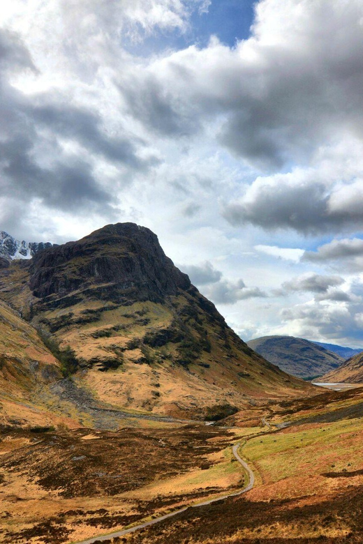 From Edinburgh: 4-Day Mull, Iona, Staffa & Puffin Isles tour - Day 2: Wildlife Cruise to the Treshnish Isles and Fingal’s Cave