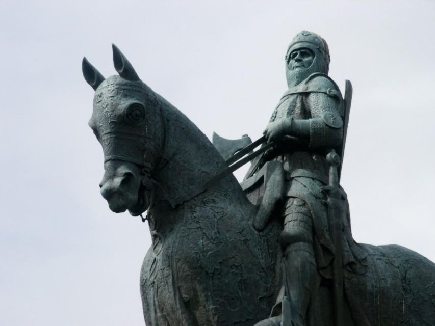 From Edinburgh: Braveheart and Stirlingshire Day Trip - First stop: Battle of Bannockburn Experience right where the story happened