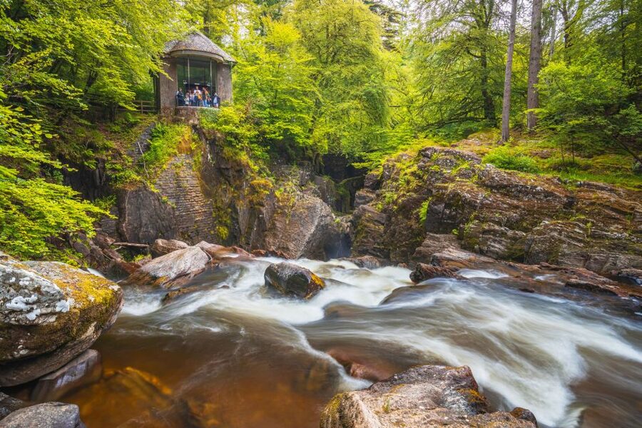 From Edinburgh: Full Day Scottish Highlands and Whisky Tour - Dunkeld town break and Cathedral time on the River Tay