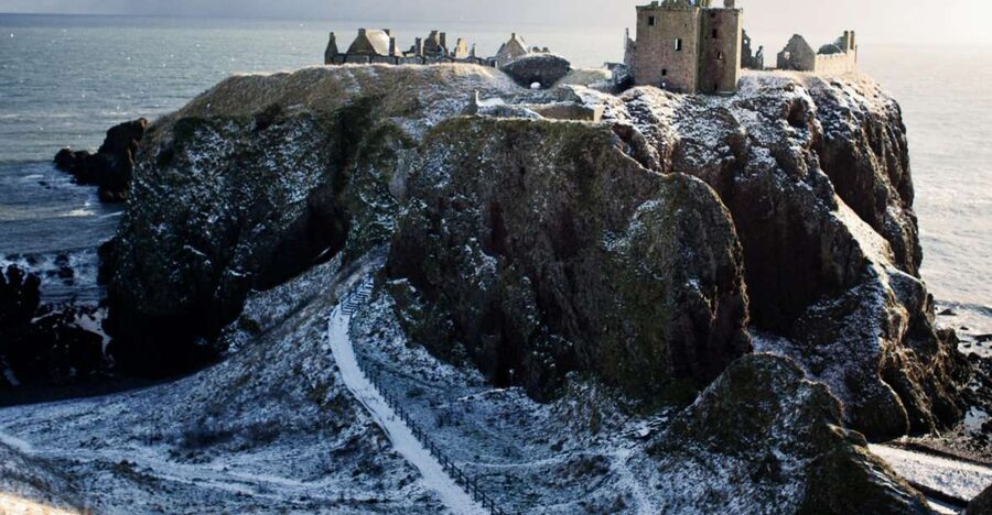 From Edinburgh: Glamis and Dunnottar Castles Tour in Italian - Key points to know before you go