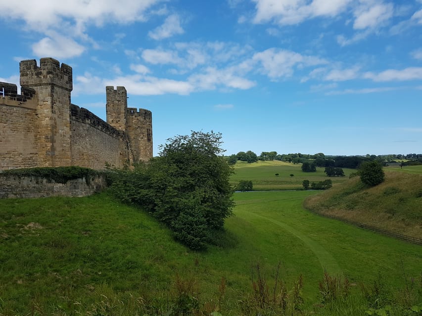 From Edinburgh: Holy Island, Alnwick Castle & Northumbria - Flodden Field Memorial and the Coldstream Border Break