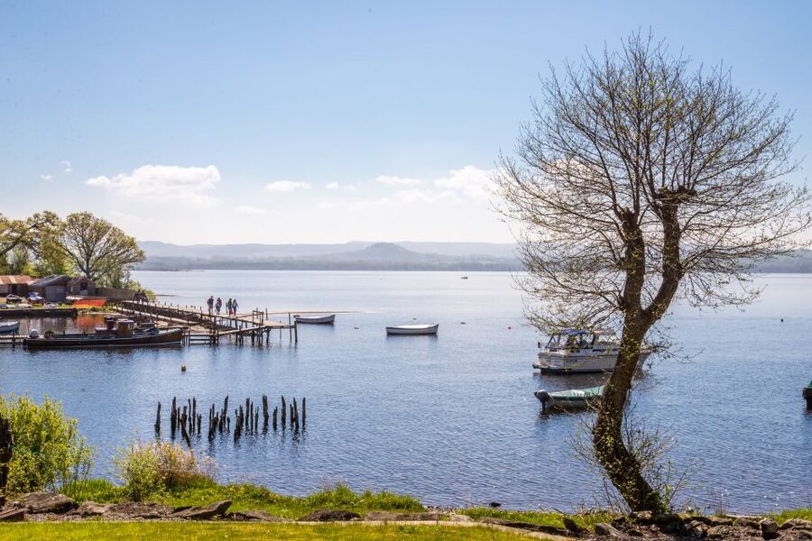From Edinburgh: Loch Lomond, Kelpies & Stirling Castle Tour - How the Day Stays Comfortable, Small-Group Size and Timing