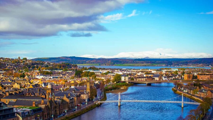 From Edinburgh: Loch Ness and Highlands Tour in Spanish - Price and value: does $82 make sense for a full loop?