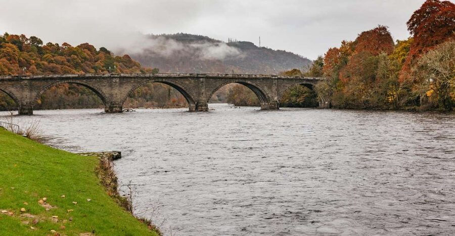 From Edinburgh: Scottish Highlands Tour with Whisky Tasting - Hermitage woodland walk to Black Linn Falls, plus Britain’s tallest tree