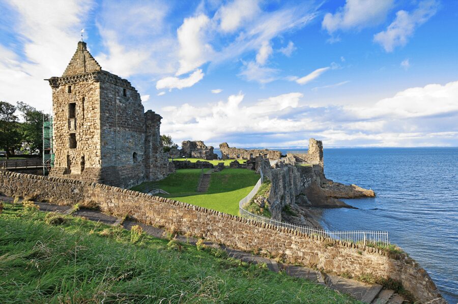 From Edinburgh: St. Andrews & Fife Luxury Private Day Tour - East Neuk of Fife fishing villages: atmosphere first, photos second