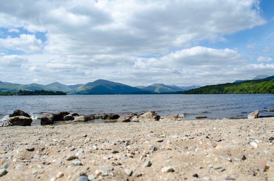 From Glasgow: Oban, Lochs & Inveraray Day Tour - How the 9-hour schedule really feels: pace, coach time, and guide style