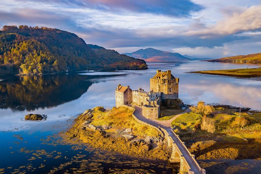 From Inverness: Isle of Skye and Fairy Pools Day Trip - Eilean Donan Castle: 20 minutes for a postcard Scotland scene