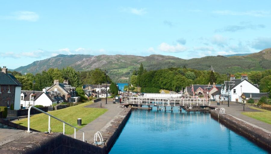From Inverness: Loch Ness and the Highlands Day Trip - Invermoriston: quick photos and a calm side of Loch Ness