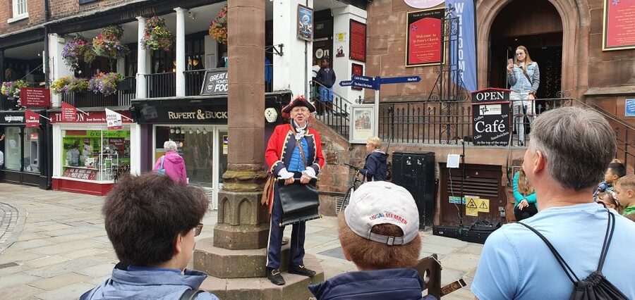 From Liverpool: Chester Sightseeing Half-Day Shore Excursion - Guide Quality: What Makes the Short Visit Work