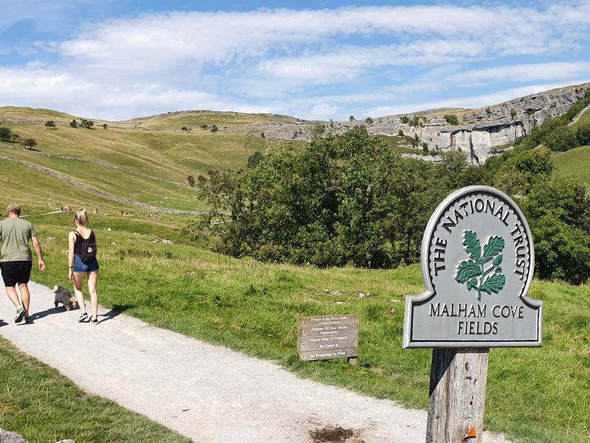 From Liverpool: Full-Day Yorkshire Sightseeing Adventure - Hardraw Force, UK’s Highest Single-Drop Waterfall