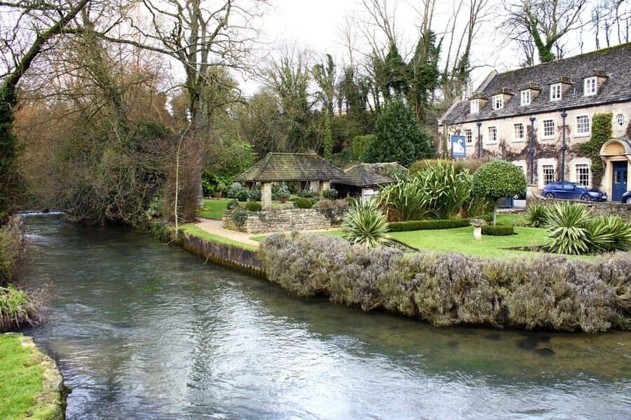 From London: Cotswolds Villages Small Group Day Tour - Scenic Views Between Villages: Where You Get the Big Picture