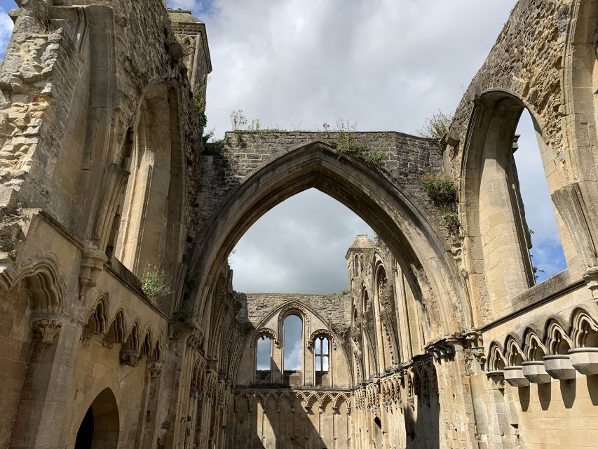 From London: Glastonbury and Cheddar Gorge Guided Day Trip - Why Glastonbury and Cheddar Gorge fit in one 12-hour day