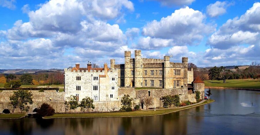 From London: Leeds Castle, Canterbury, Dover and Greenwich - White Cliffs of Dover: dramatic views, limited time on the ground