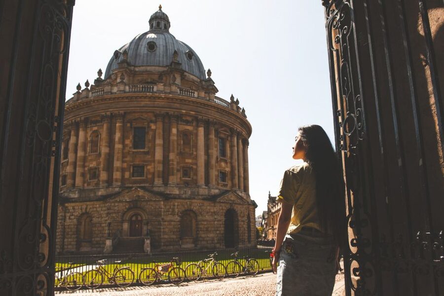 From London: Oxford and Cotswolds Villages Day Trip - Oxford Highlights at Christ Church and the Ashmolean Option