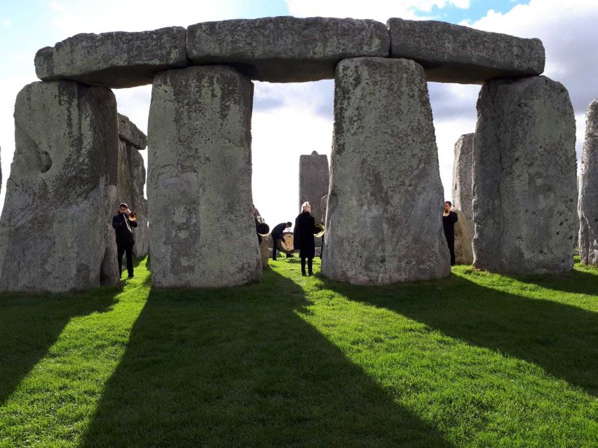 From London: Private Stonehenge Sunrise Viewing & Bath - What the Reviews Say You’ll Feel, Even Before You Go