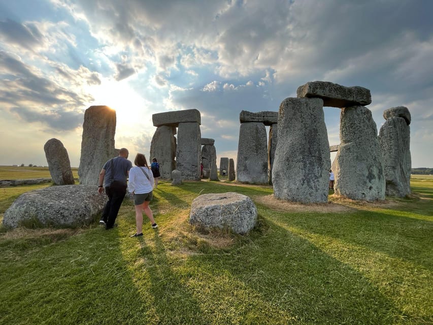 From London: Private Stonehenge Sunrise Viewing & Bath - Entering Stonehenge: What You Do Once You’re Inside