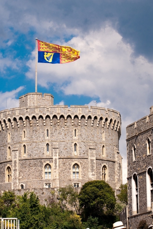 From London: Royal Windsor Afternoon Tour - St George’s Chapel: Gothic Ceilings and Royal Tombs