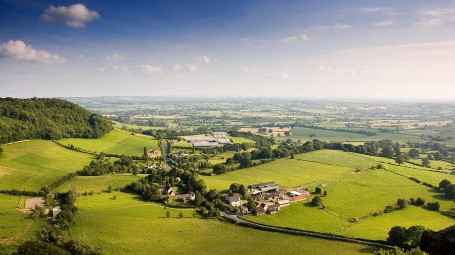 From London: Small Group Stonehenge, Bath & Cotswolds Tour - Stonehenge first: guided walking time and how tickets work