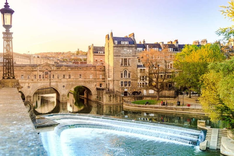 From London: Stonehenge and Bath Full-Day Tour with Guide - Should you book this Stonehenge and Bath full-day tour?