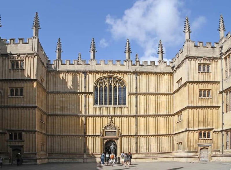 From London: Stonehenge and Oxford Day Tour With Admission - Price and value: what $106 buys in real terms