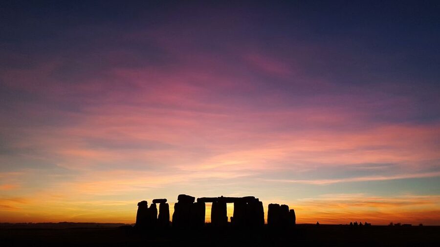 From London: Stonehenge Inner Circle and Windsor Day Trip - The Stonehenge Stop Includes Time to Breathe, Look, and Shop