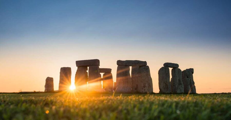 From London: Stonehenge, Windsor and Salisbury Guided Tour - Salisbury Cathedral and the Magna Carta: Gothic Heights and Government Power in the Same Day