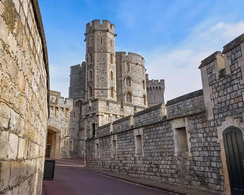 From London: Stonehenge & Windsor Castle Tour with Tickets - Skip-the-line entry and why it matters on a day trip