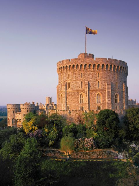 From London: Stonehenge & Windsor Tour - Stonehenge Visitor Centre, the 250+ objects, and the audio guide