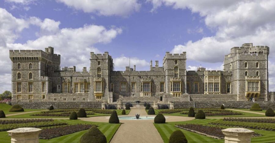 From London: Windsor Castle Full Day Guided Tour By Train - Paddington meet-up and the small-group advantage