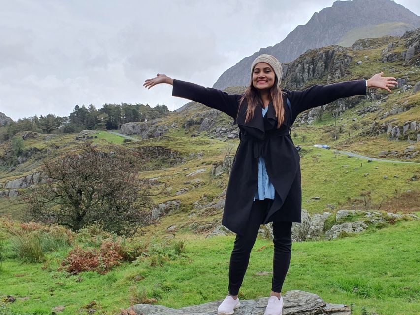 From Manchester: North Wales Sightseeing Adventure Day Trip - Leaving Manchester: where to meet and how the ride sets up the day