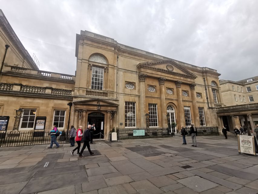 From Southampton: Stonehenge and Bath Guided Day Trip - Should you book it? My practical take