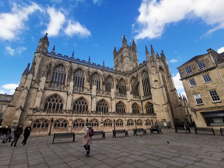 From Southampton: Stonehenge and Bath Guided Day Trip - Bath’s UNESCO center: walking the Royal Crescent, Circus, Abbey, and Pulteney Bridge