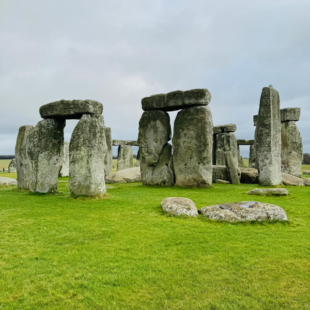 From Southampton: Stonehenge & Salisbury Private Day Trip - How the schedule actually plays out in 6 hours