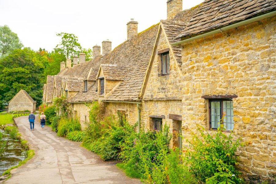 From Stratford-on-Avon/Moreton-in-Marsh: Cotswolds Day Tour - The Guide Makes the Difference: Stories, Humor, and Real Local Tips