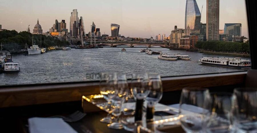 Gastronomic 6-course fine-dining dinner on Luxury London Bus - Getting on board at 25 Victoria Embankment