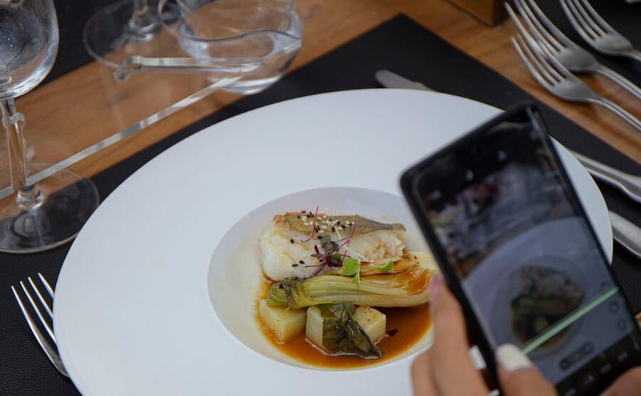 Gastronomic 6-course fine-dining dinner on Luxury London Bus - Dietary needs and allergies: what to clarify before you book