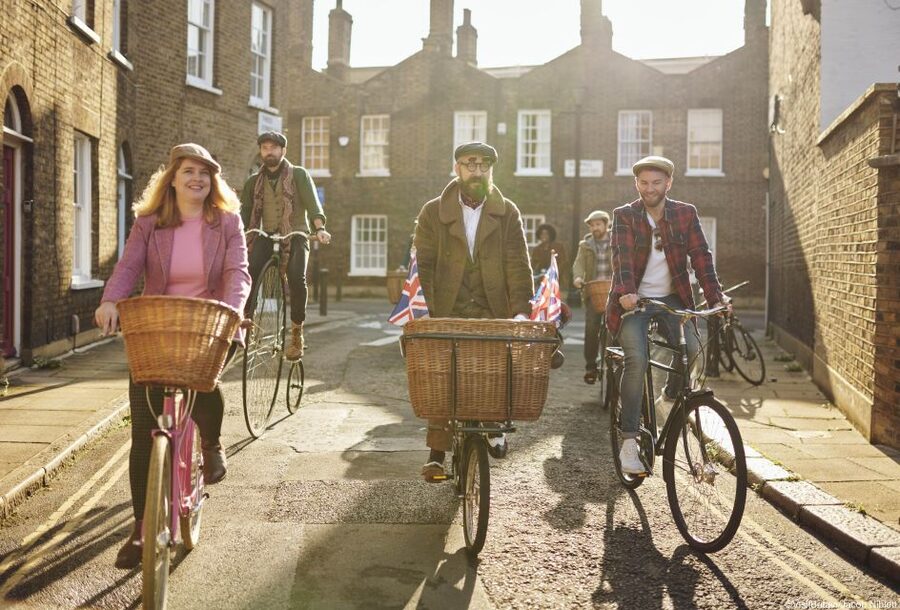 Gin Safari: Boozy London History on Two Wheels - Shad Thames and Borough Market: where gin culture meets everyday London